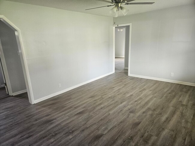 Photo - 309 Bratton Ave