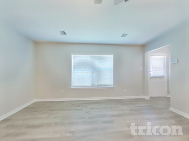 Photo - 24033 Wilde Dr