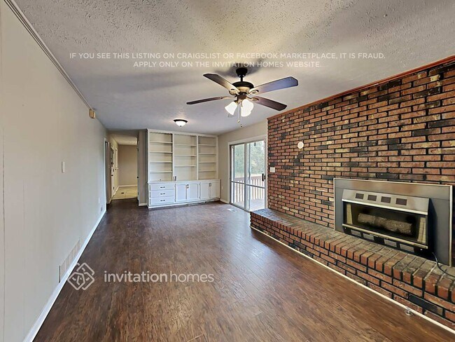 Photo - 1628 Old Conyers Rd