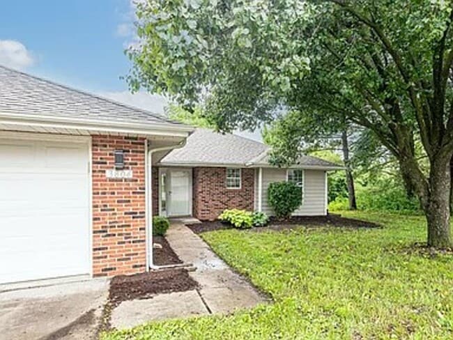 3804 Larkspur Ct