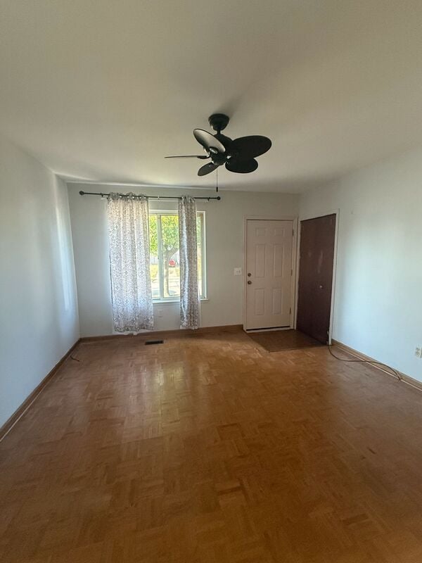 Photo - 8030 Jewett Ave