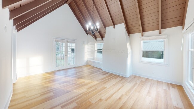 Photo - 1729 Arch Street