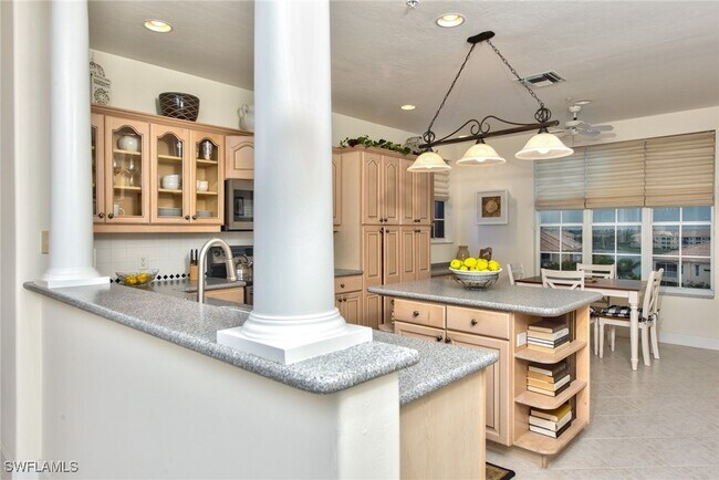 Photo - 9111 Southmont Cove Unit 406