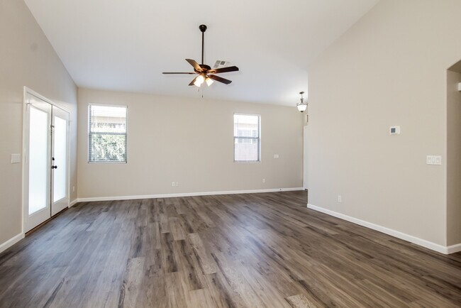 Photo - 9038 W Villa Maria Dr