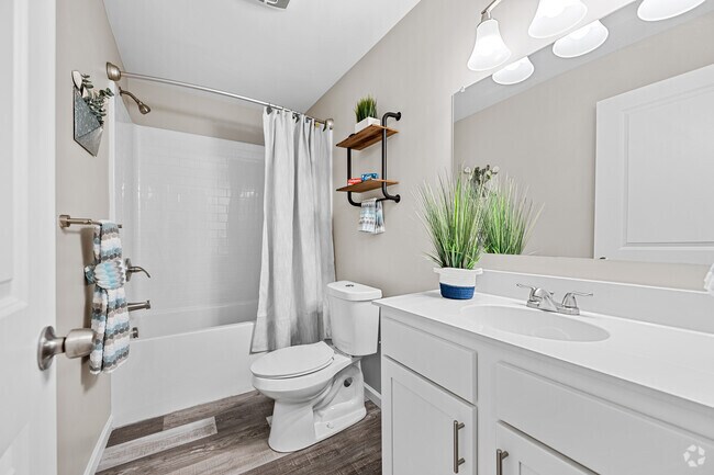 2BR, 2 BA - 1,229SF