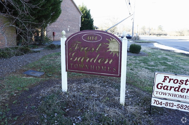 Frost Garden Townhomes