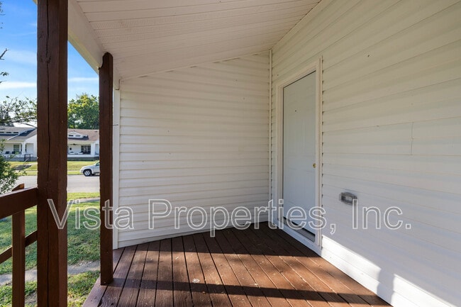 Photo - 835 S 38th St