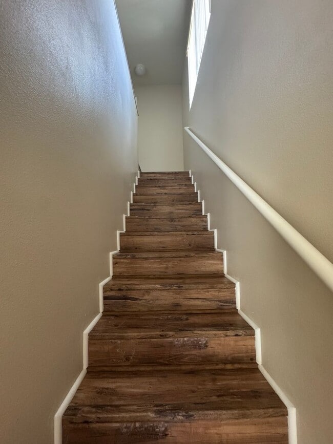 Photo - Beautiful 3 Bedroom with 2.5 Bathroom Home...