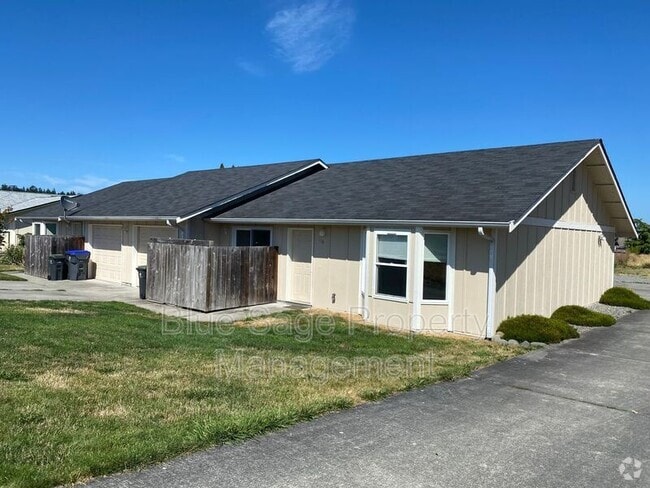 Building Photo - 116 N Haller Ave Rental