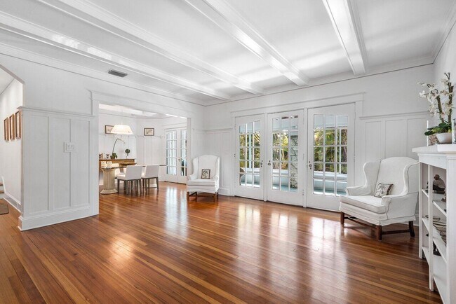 Photo - 141 Chilean Ave