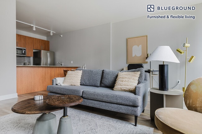 Photo - 505 N State St Unidad SI FL22-ID1142