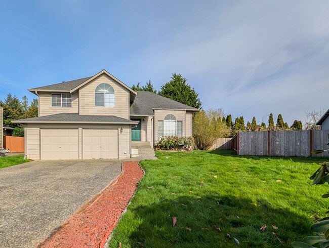 Building Photo - Tri-Level Home w/ Bonus Room, 2-Car Garage & Fenced Yard!