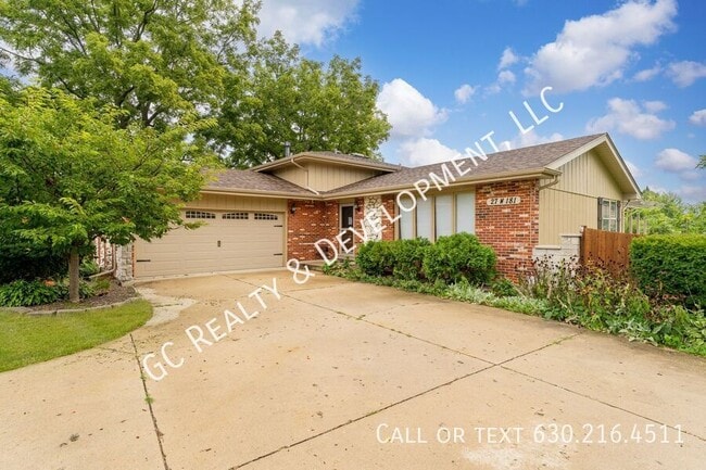 Building Photo - 27W181 Jewell Rd Rental