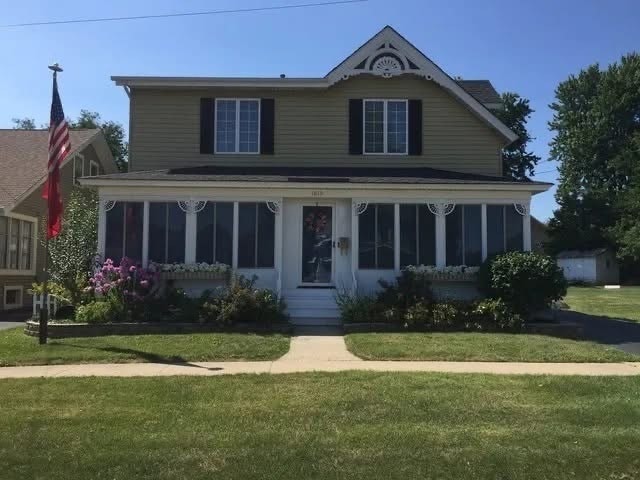 Building Photo - 1619 Riverside Dr