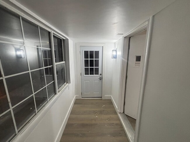 Photo - 27 Fenderson St