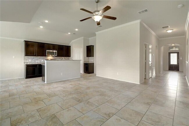 Photo - 330 Briar Park Dr