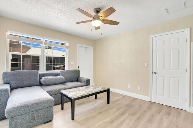 Photo - 1001 S Federal Hwy Unidad 5