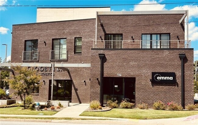Building Photo - 726 E Emma Ave Unit 203 Rental