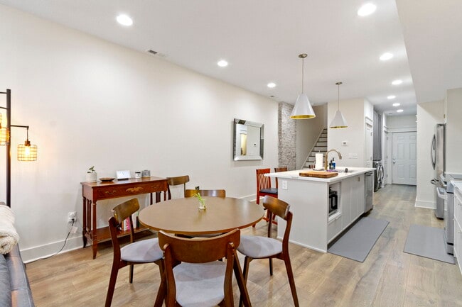 Photo - 728 Cottage Ave