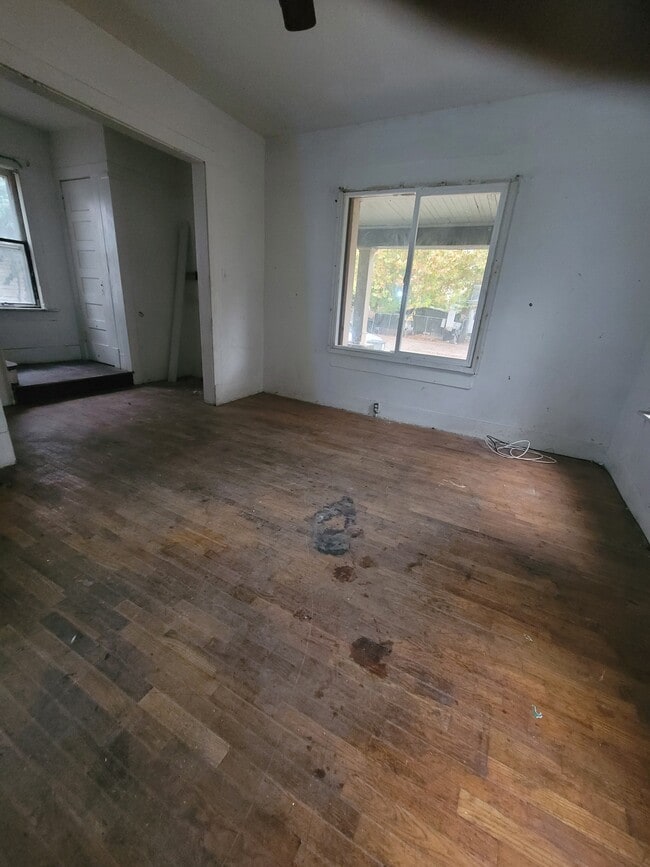Photo - 1908 N Union St