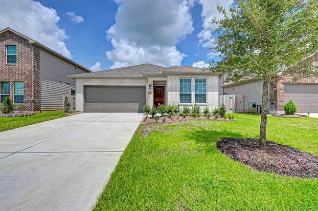 Photo - 8022 Pinebrook Arbor Ct