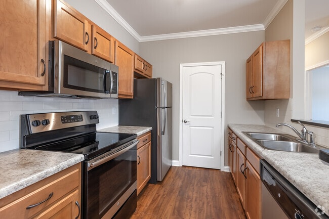 Building Photo - Glenmary Pointe Apartments