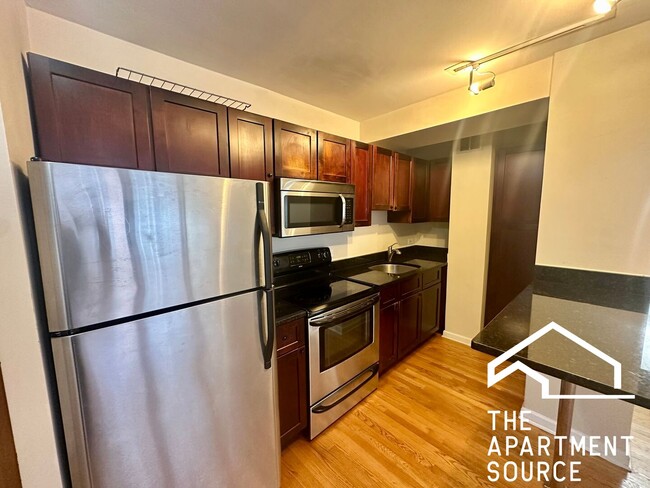 Building Photo - 4180 N Marine Dr Unit 1502 Rental