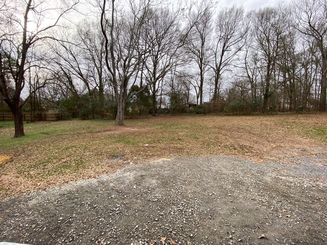 Photo - 312 Willow Ln