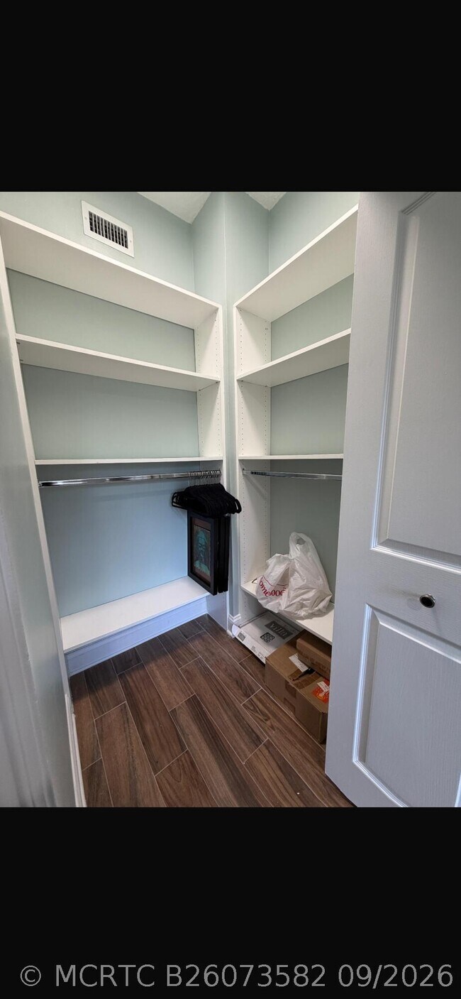 6301 Myrtlewood Cir W Unit 6301