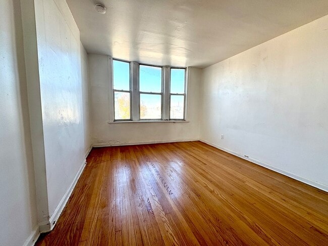 Photo - 3623 W North Ave Unit 3