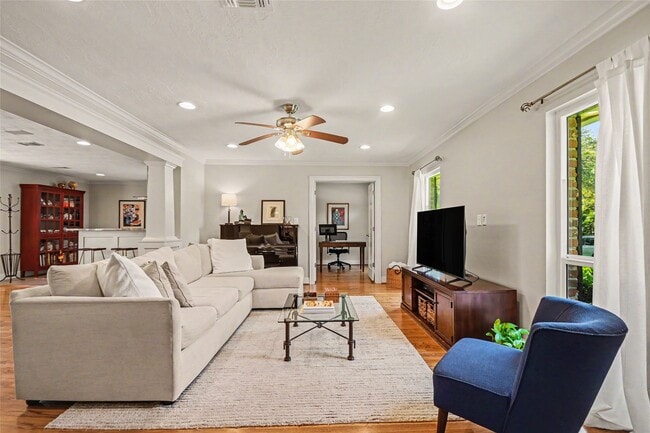 Photo - 4831 Stillbrooke Dr
