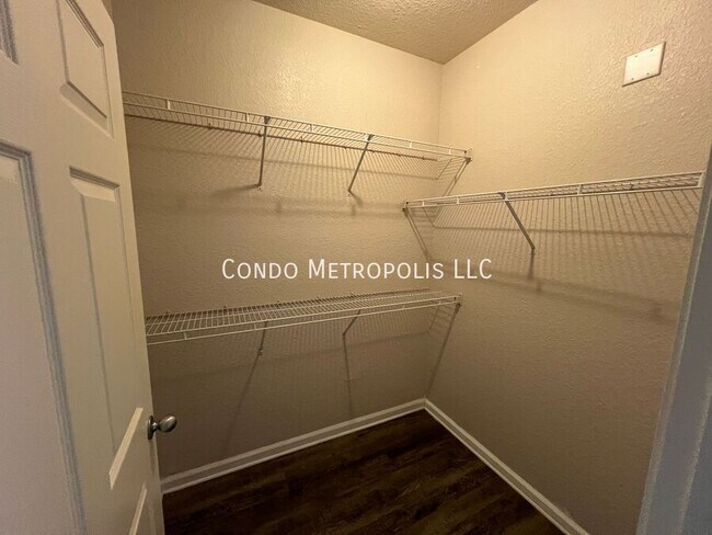 Photo - 911 N Orange Ave Unit #127