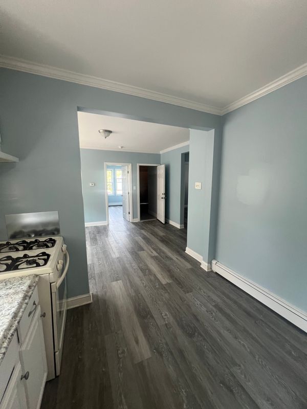 Photo - 284 Hillside Ave