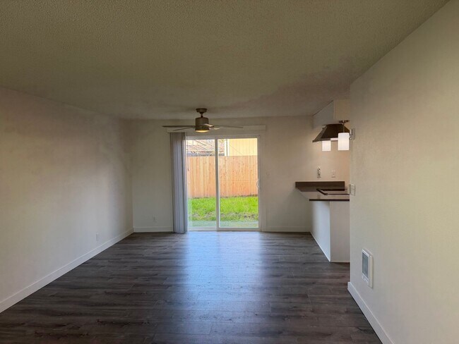 Photo - Updated 2 bedroom 1.5 bath duplex in Thurston!