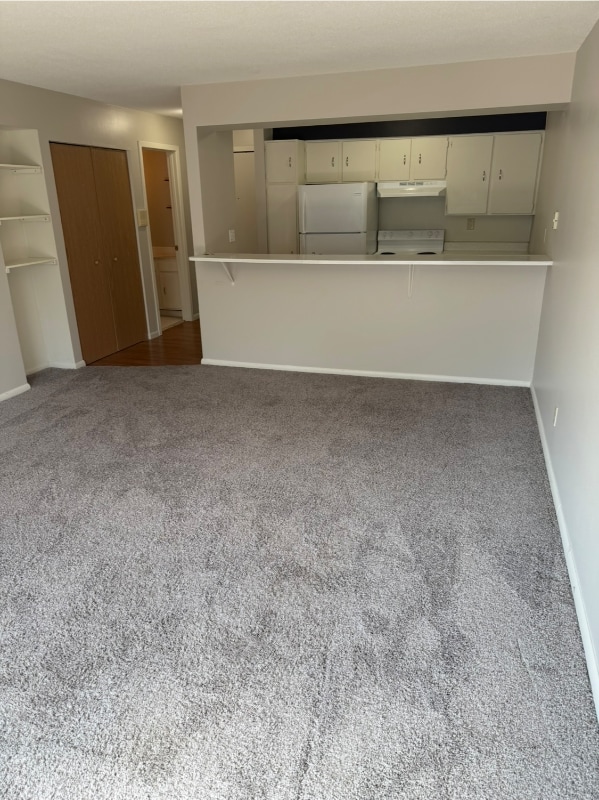 Building Photo - 18 Walnut St