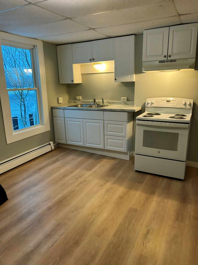 Photo - 170 Cleaves St Unit 3