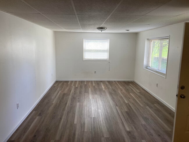 Photo - 261 Carlton Ln