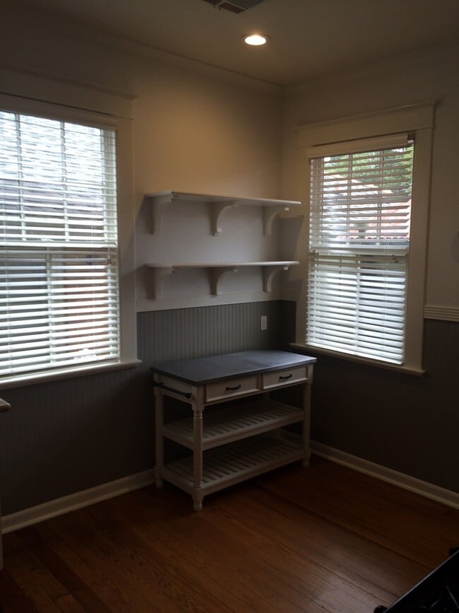 Photo - 328-330 State St. Unidad 330