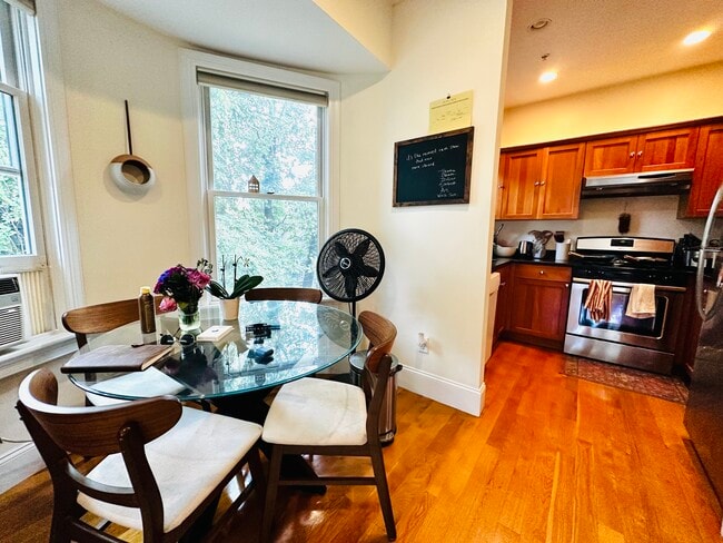 Photo - 14 Selkirk Rd Unidad 2