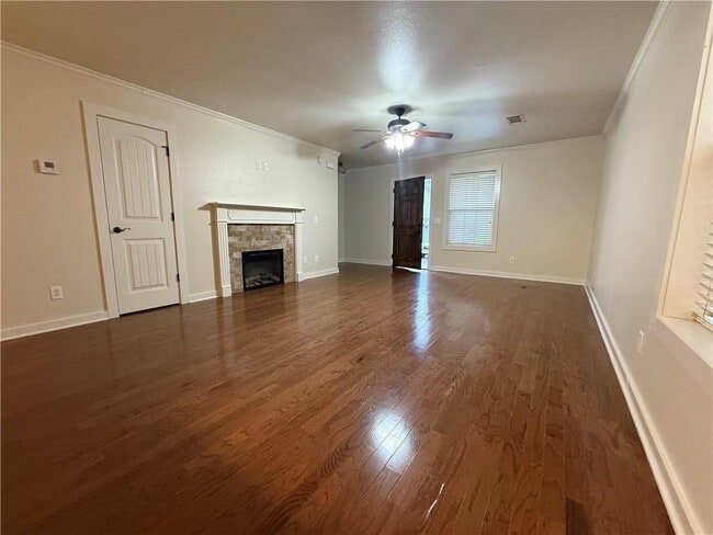 Photo - 2206 Karrington Ridge