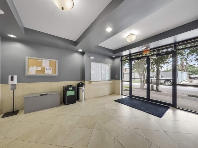 Photo - 1010 Rosine St Unit 22