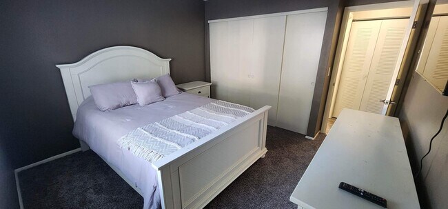 Photo - 2075 Isle Royale Ct SE Unidad 167