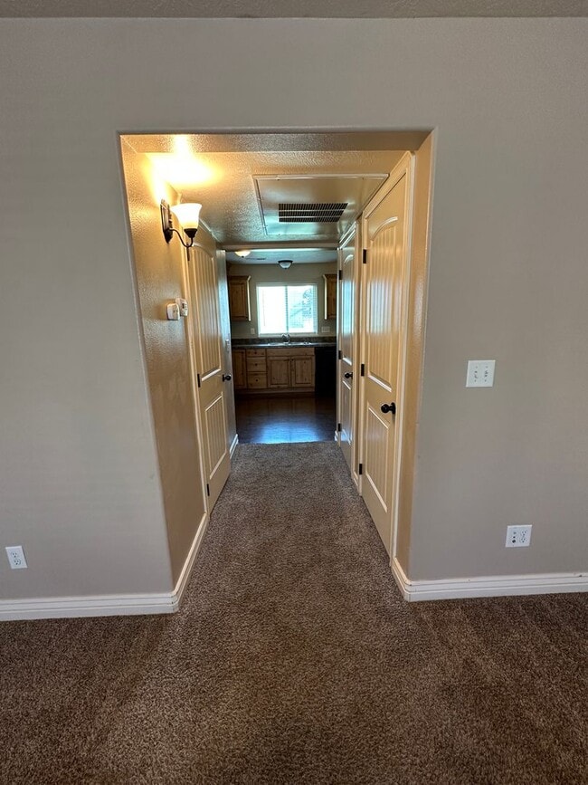 Photo - Desirable 2 Bed 1.5 Bath Lincoln Park Townhome