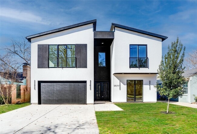 Building Photo - Open concept home with luxury finishes