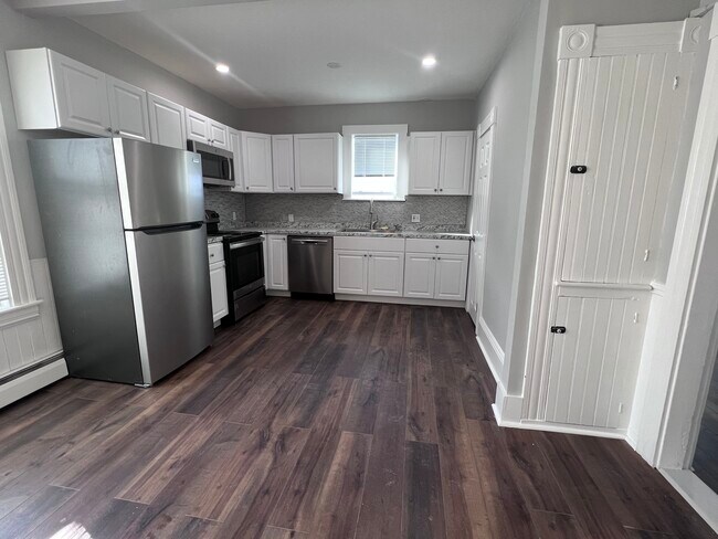 Photo - 283 E High St Unit 2