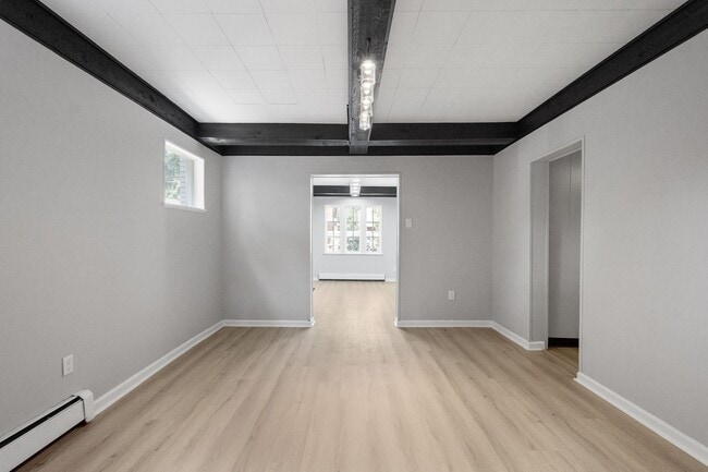 Photo - SCORE 50% OFF 1ST MONTH'S RENT IF SIGNED BY DEC 5! Stunning 5 bedroom home in Sheraden available ...