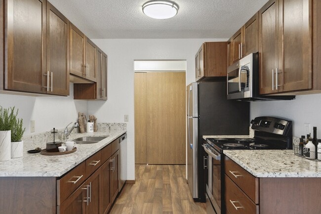 Building Photo - Silver Ridge Rental
