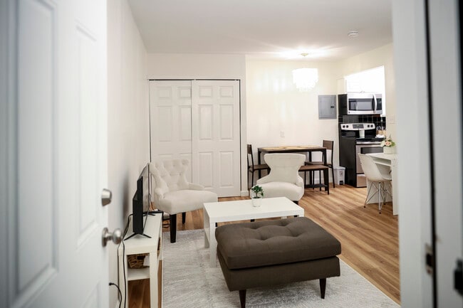 Photo - 7 Arizona Ter Unit 2