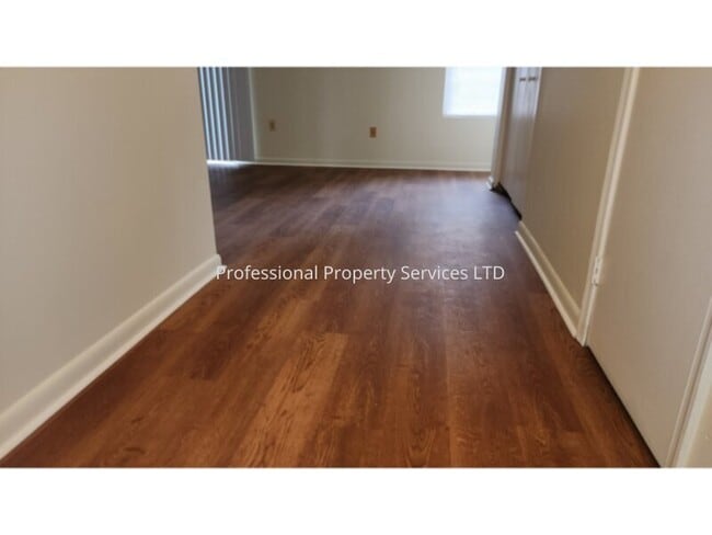 Photo - Beautiful 3-Level Garage Townhome  Convenient Location!