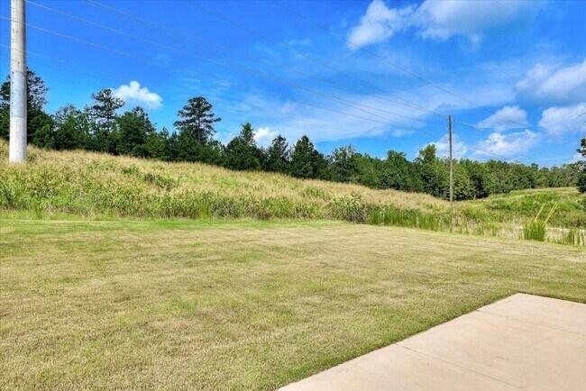 Photo - Available NOW Beautiful 3-Bedroom Home in ...